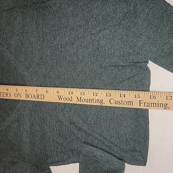 Bozzolo Junior Fitted Crop Forest Green Thin Knit Sweater - Picture 4 of 6